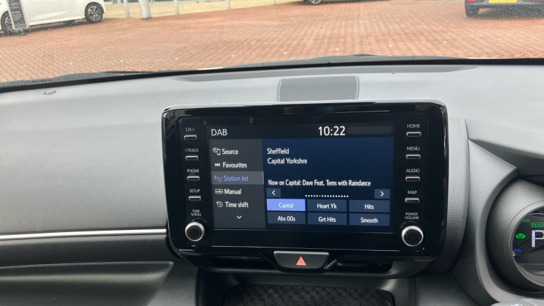 Toyota Yaris 1.5 Hybrid Design 5dr CVT Hybrid Hatchback